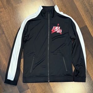 NWOT Nike Air Jordan Men's zip up jacket (size SMALL)